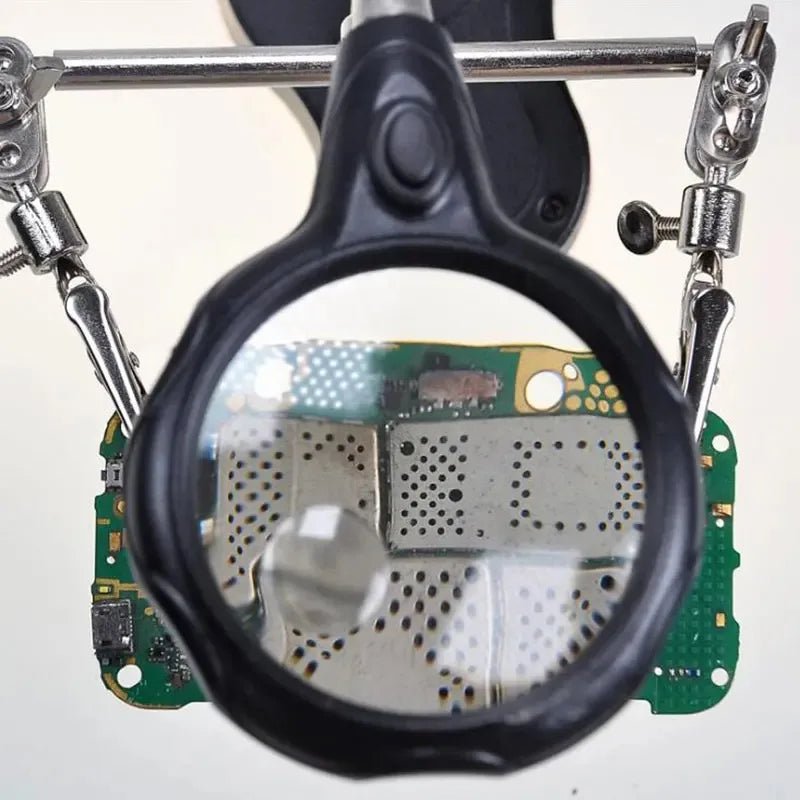 Helping Hands Soldering Station — 3.5X/12X Magnifier, Dual LED Lights & Adjustable Alligator Clips for PCB Work - Tango's TechHelping Hands Soldering Station — 3.5X/12X Magnifier, Dual LED Lights & Adjustable Alligator Clips for PCB WorkTango's TechTango's Tech
